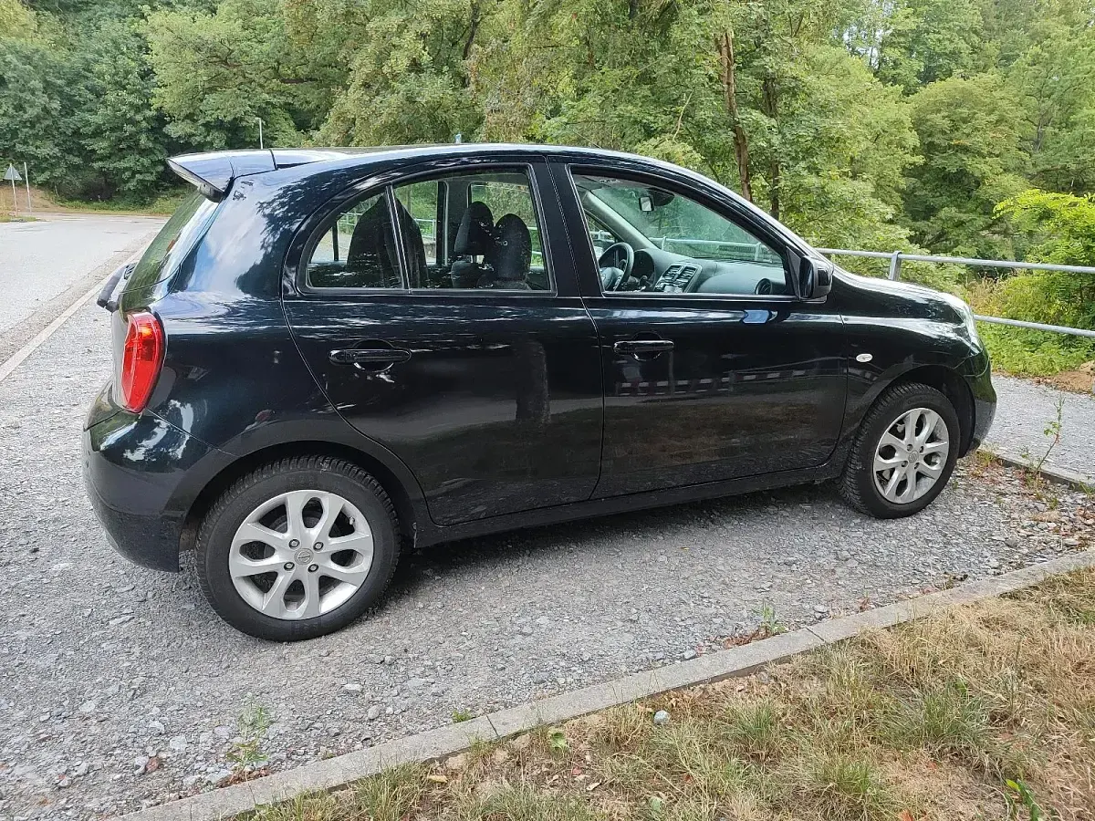 Gebraucht Nissan Micra Acenta 80 PS (58 kW) 2015 Schwarz Kleinwagen