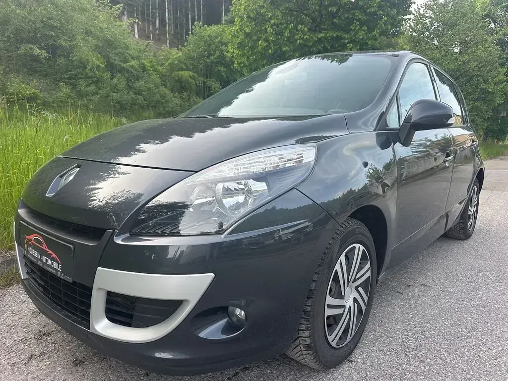 Gebraucht Renault Scénic Dynamique 131 PS (96 kW) 2010 Schwarz Van / Kleinbus