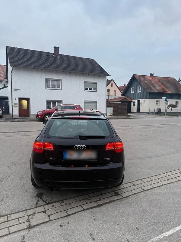 Second-hand Audi A3 125 CP (91 kW) 2011 Negru Hatchback