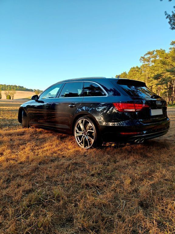 Gebraucht Audi A4 Ambiente 190 PS (139 kW) 2016 Blau Kombi