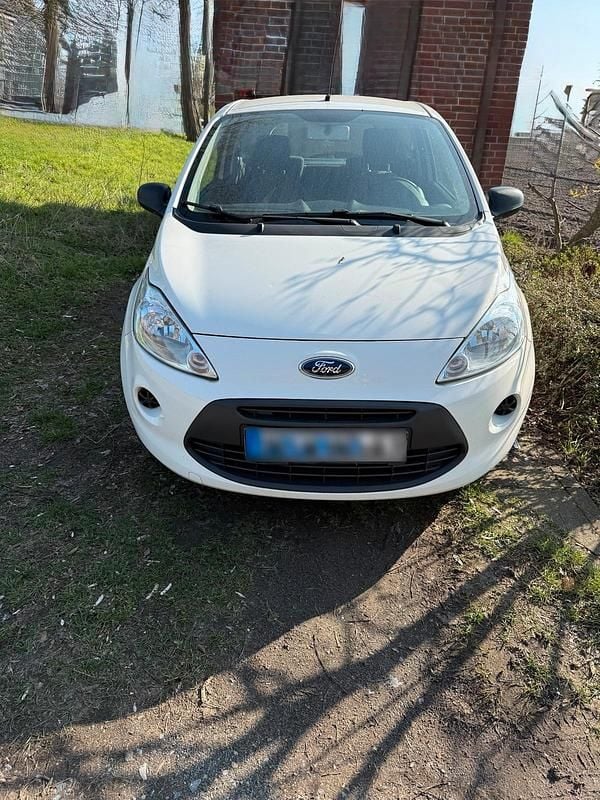Gebraucht Ford Ka 115 PS (84 kW) 2014 Weiß Kleinwagen