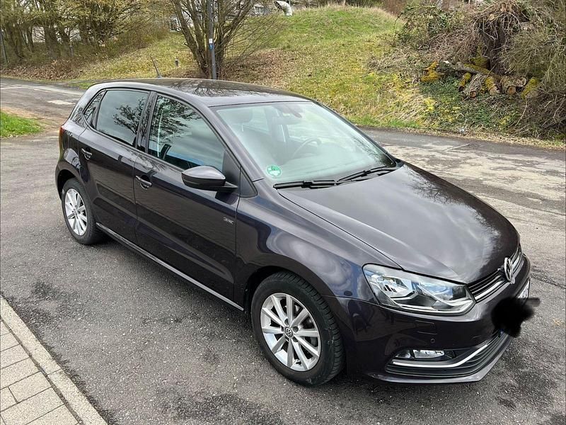 Gebraucht VW Polo LOUNGE 90 PS (66 kW) 2015 Grau Kleinwagen