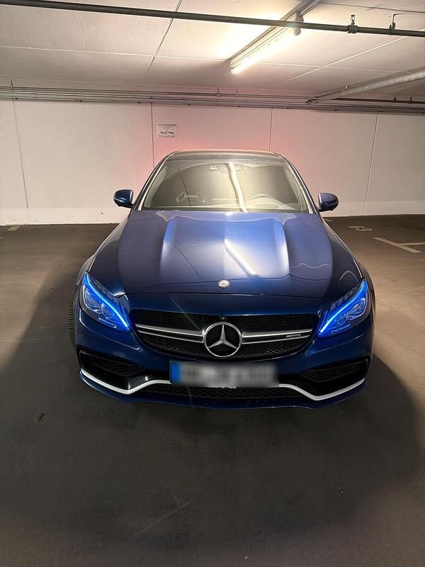Blau Gebraucht 2015 Mercedes C63S AMG AMG Limousine | 39.500 € (Fairer Preis) - Bild 1/4