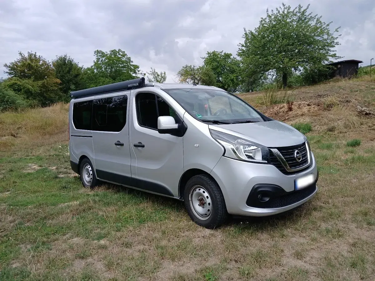 Gebraucht Nissan NV300 145 PS (106 kW) 2018 Grau Van