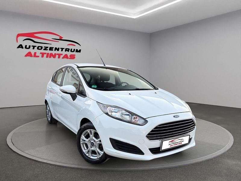 Gebraucht Ford Fiesta SYNC Edition 82 PS (60 kW) 2014 Weiß Kleinwagen
