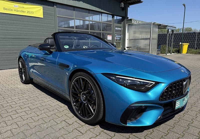 Gebraucht Mercedes SL63 AMG AMG 585 PS (430 kW) 2023 Blau metallic Cabrio