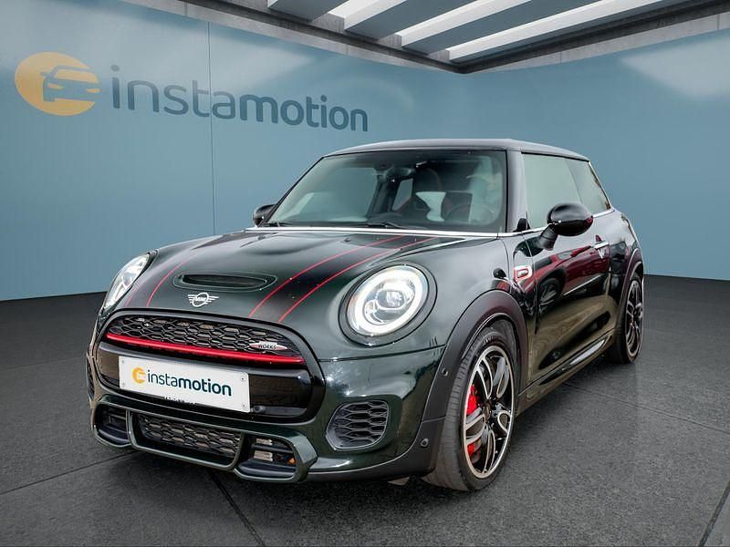 Grün Gebraucht 2019 Mini John Cooper Works Kleinwagen | 22.599 € (Fairer Preis) - Bild 1/4