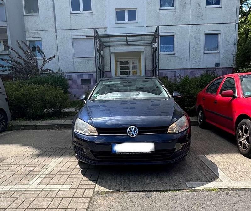 Gebraucht 2013 VW Golf VII Trendline Limousine | 8.000 € (Teuer) - Bild 1/4