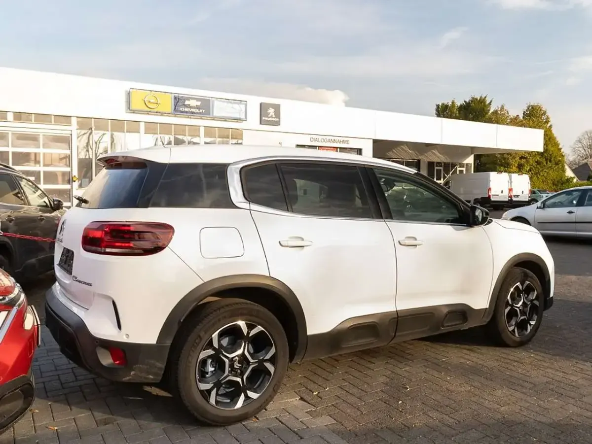 Gebraucht Citroën C5 Aircross PureTech 131 PS (96 kW) 2024 Weiss SUV