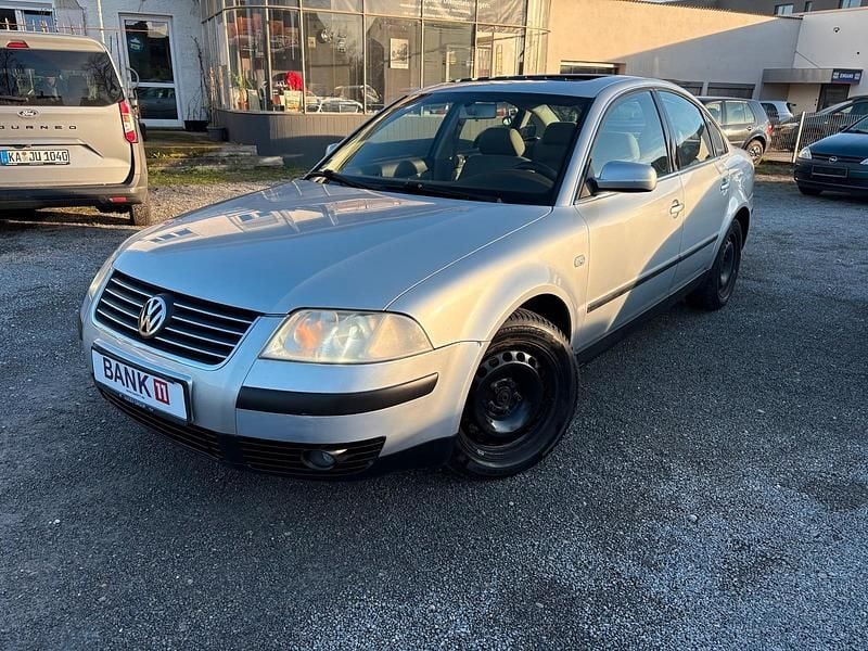 Gebraucht VW Passat Comfortline 101 PS (74 kW) 2001 Silber Limousine