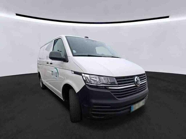 Gebraucht VW T6.1 150 PS (110 kW) 2021 Candyweiß Van
