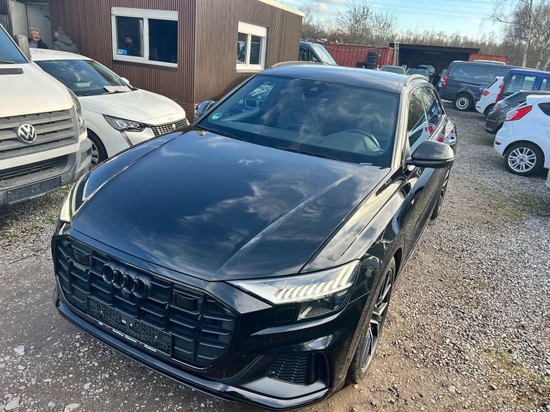 Gebraucht Audi Q8 Competition 286 PS (210 kW) 2022 Schwarz SUV