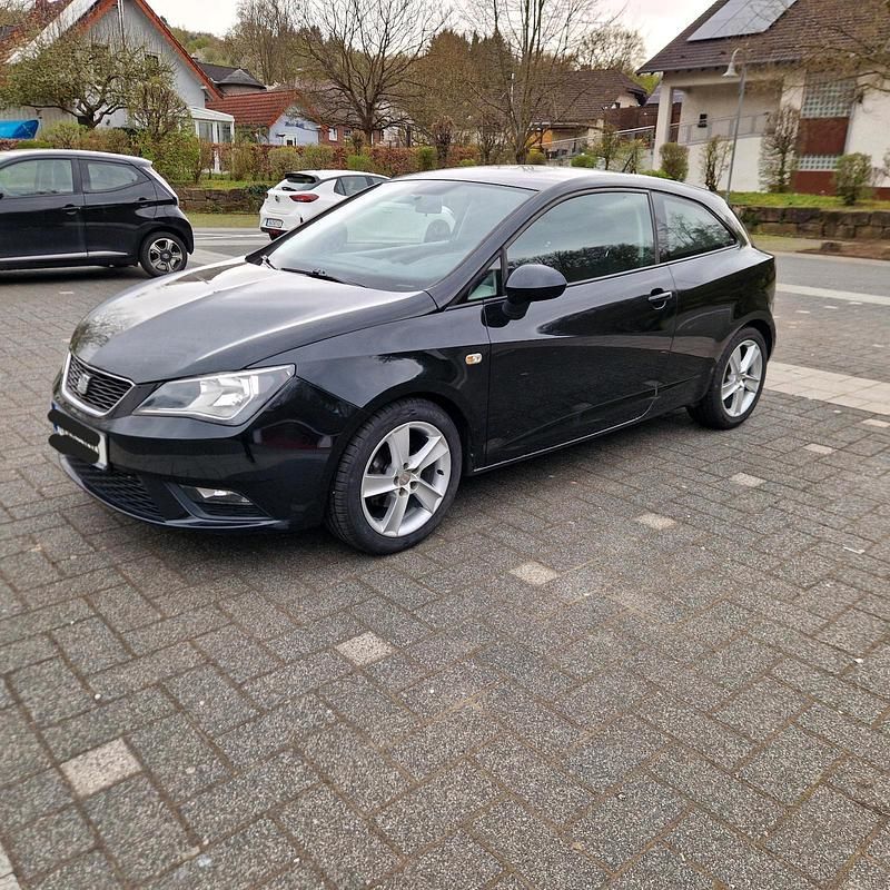 Gebraucht Seat Ibiza 69 PS (50 kW) 2012 Schwarz Kleinwagen
