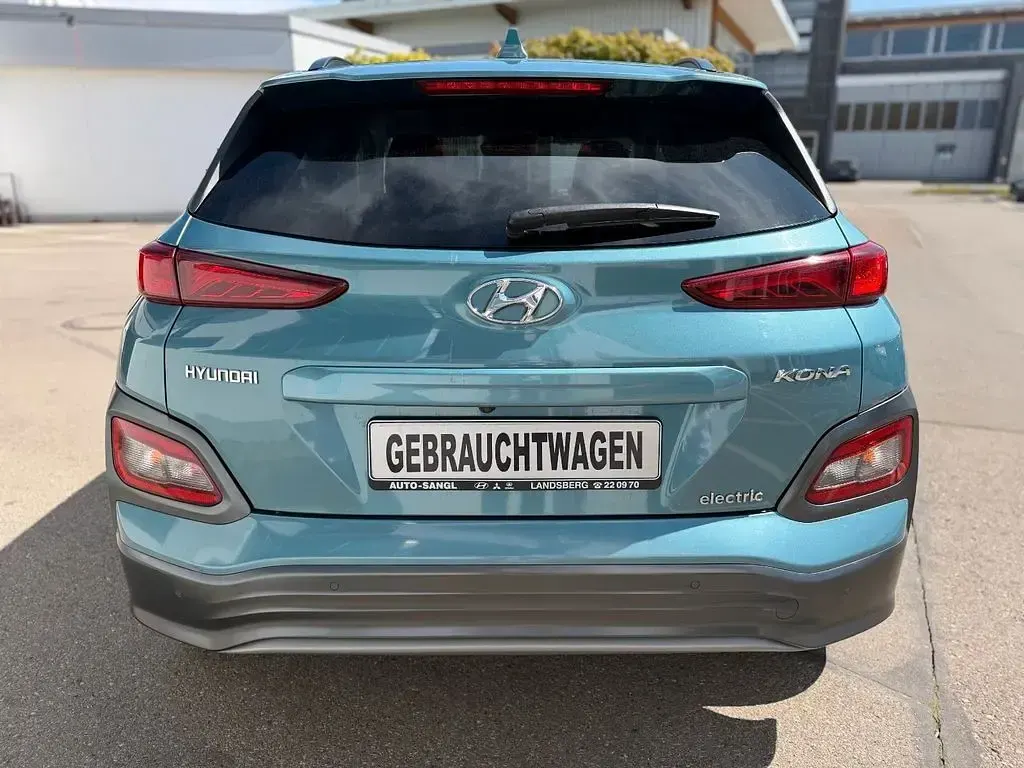 Gebraucht Hyundai Kona Style 150 kW (204 PS) 2020 Blau SUV
