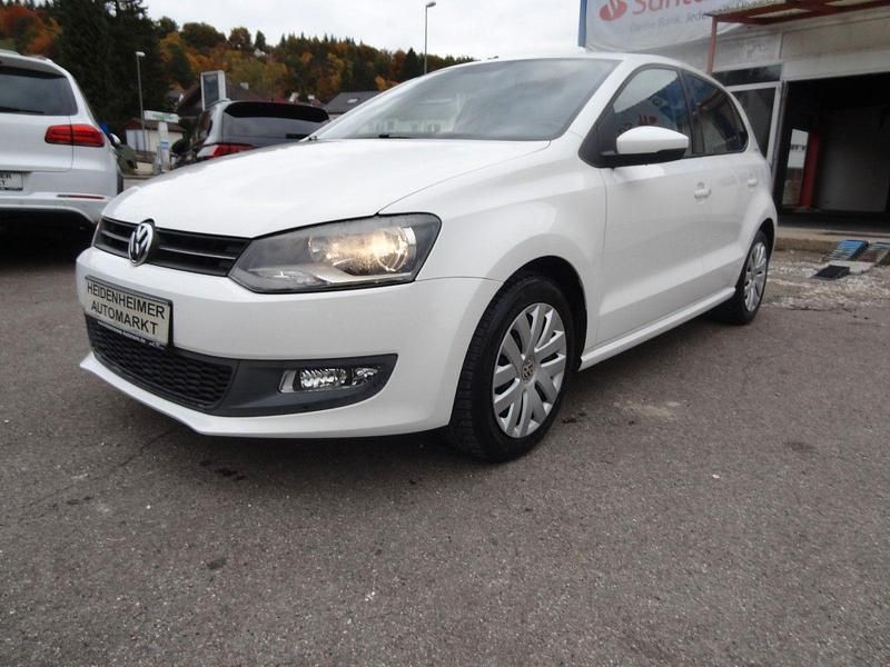 Candyweiss Gebraucht 2010 VW Polo Team Kleinwagen | 6.799 € (Fairer Preis) - Bild 1/4