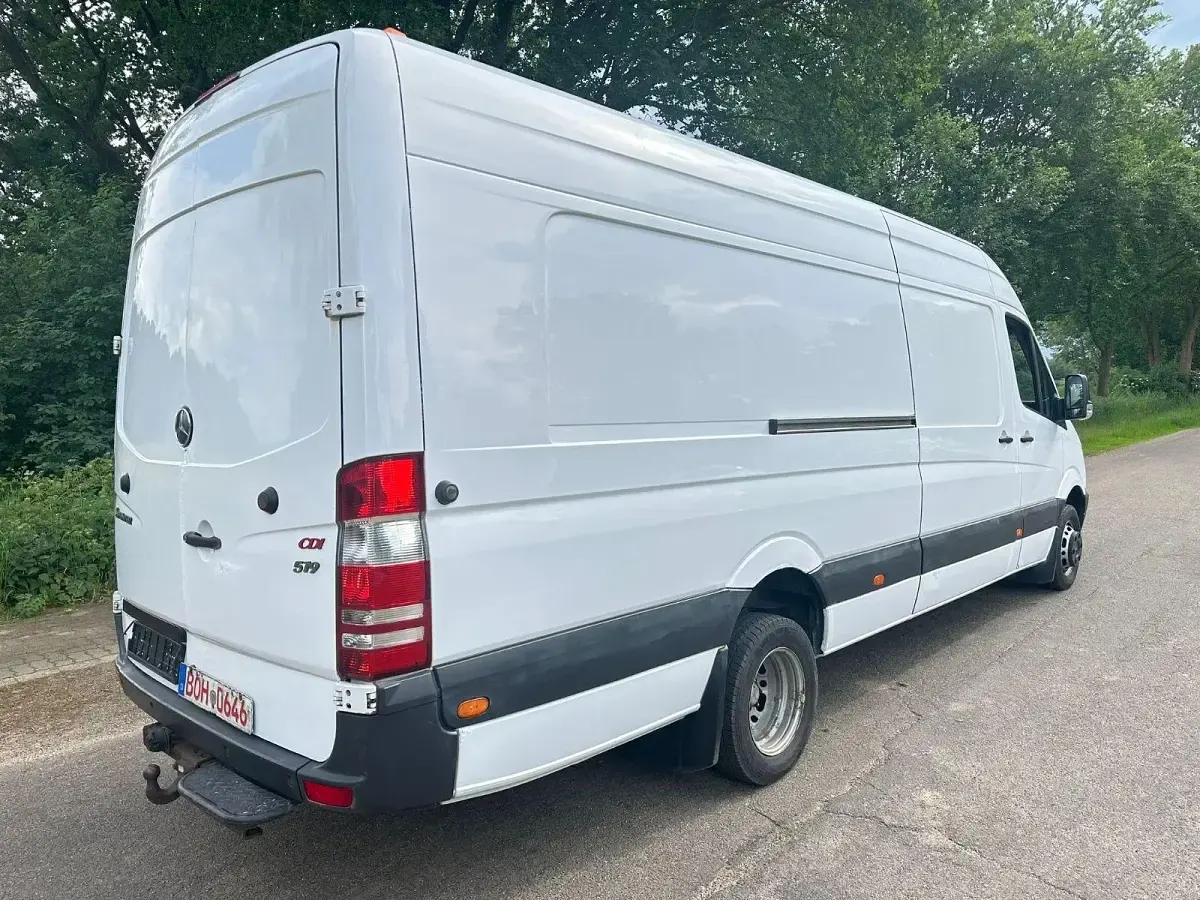 Używany Mercedes Sprinter 190 KM (139 kW) 2010 Biały Van