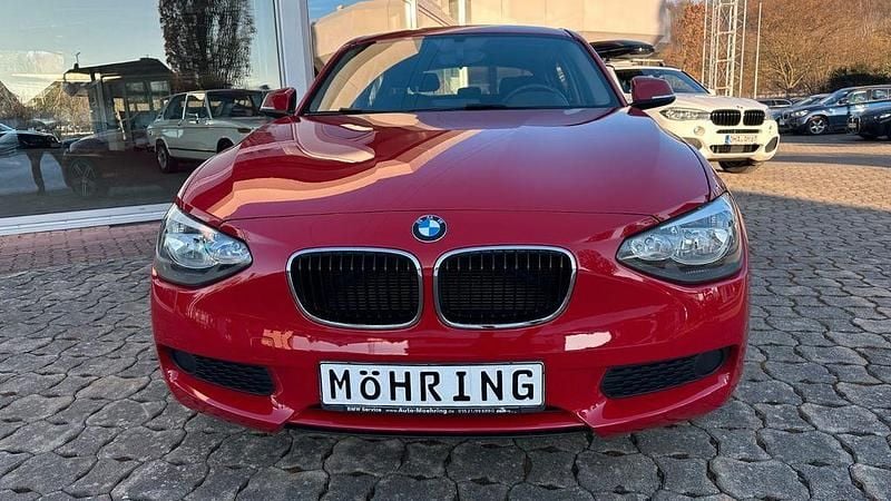 Gebraucht BMW 116 136 PS (100 kW) 2015 Rot Kleinwagen