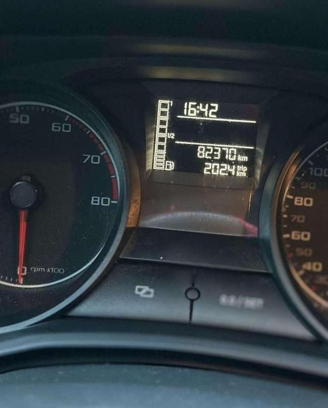 Gebraucht Seat Ibiza SC Reference 60 PS (44 kW) 2014 Rot Kleinwagen