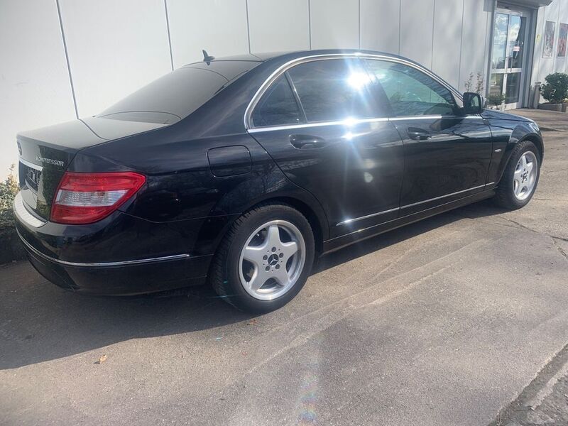 Gebraucht Mercedes C180 156 PS (114 kW) 2008 Schwarz Limousine