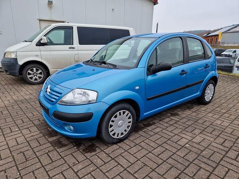 Blau Gebraucht 2004 Citroën C3 Limousine | 1.650 € (Fairer Preis) - Bild 1/4