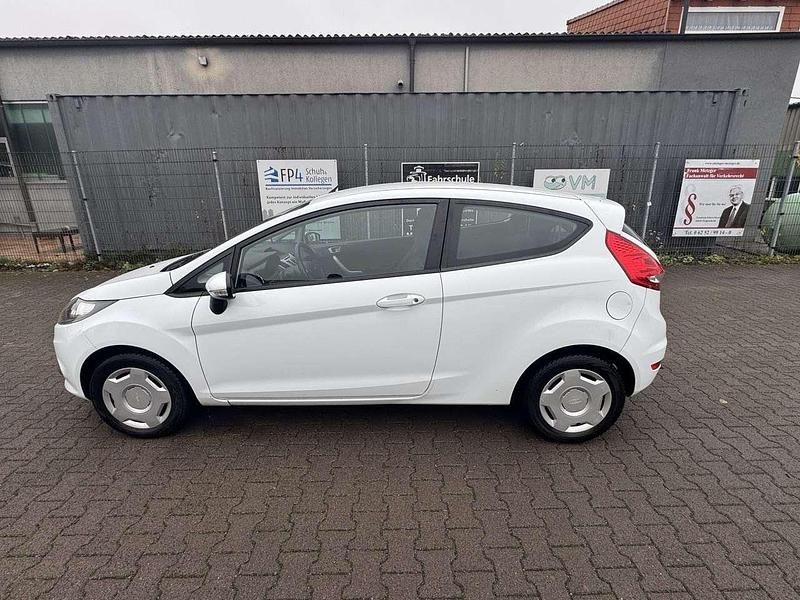 Gebraucht Ford Fiesta Trend 60 PS (44 kW) 2012 Limousine