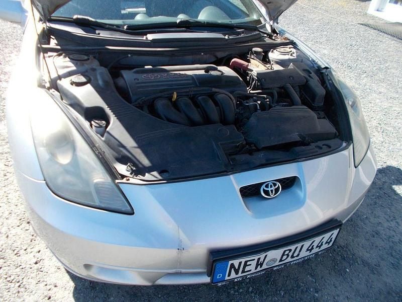 Gebraucht Toyota Celica 143 PS (105 kW) 2000 Silber Coupé