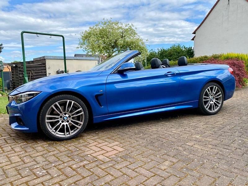 Gebraucht BMW 440 M Sport 326 PS (239 kW) 2018 Blau Cabrio