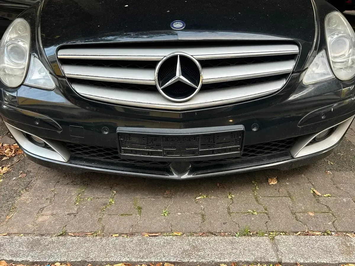 Gebraucht Mercedes R350 257 PS (189 kW) 2008 Schwarz Kombi