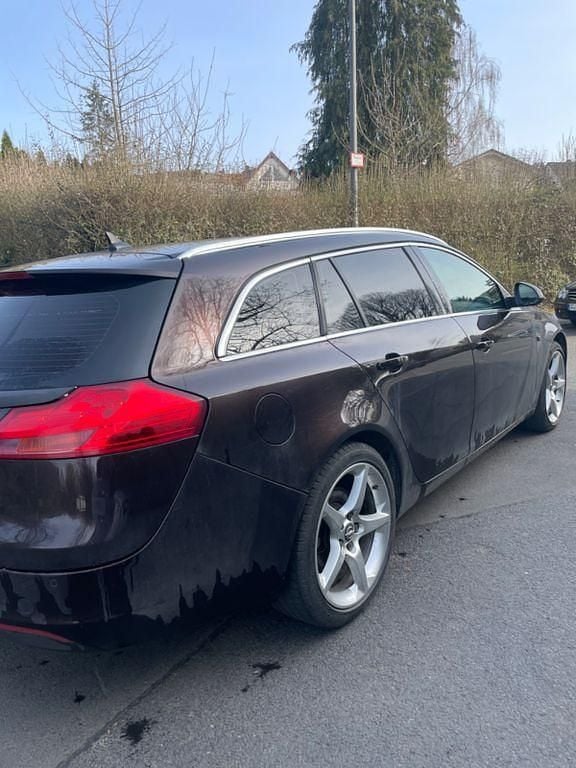 Gebraucht Opel Insignia 160 PS (117 kW) 2013 Braun Kombi