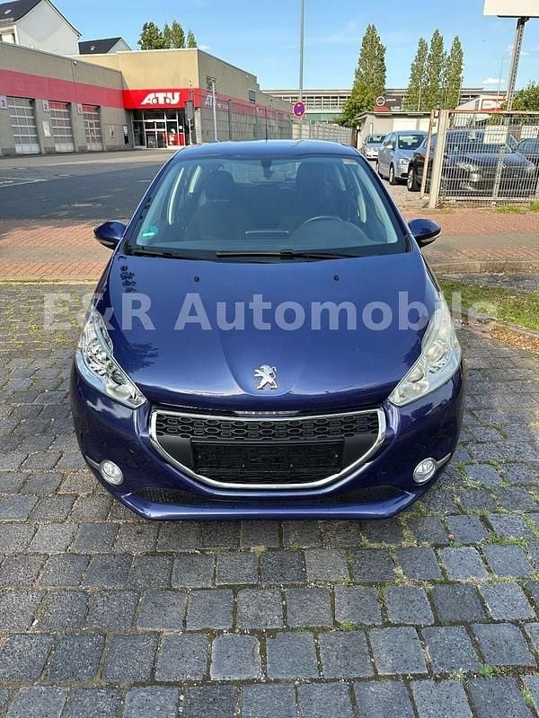 Gebraucht Peugeot 208 Active 82 PS (60 kW) 2014 Kleinwagen