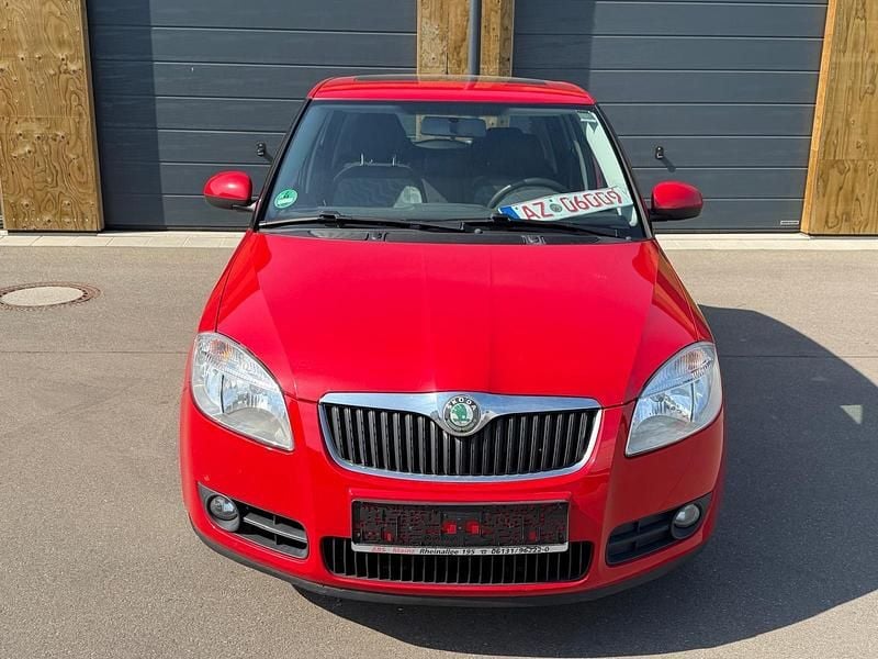 Gebraucht Skoda Fabia 86 PS (63 kW) 2009 Rot Kleinwagen