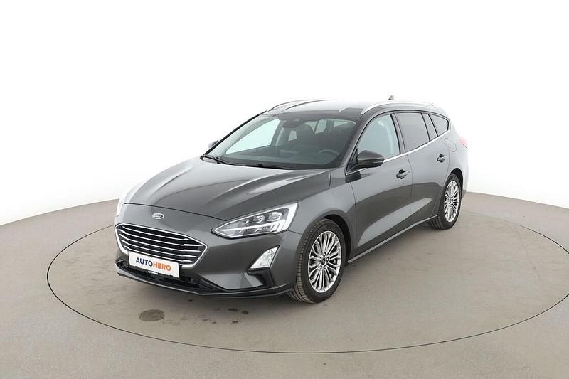 Gebraucht Ford Focus Titanium 150 PS (110 kW) 2019 Grau Kombi
