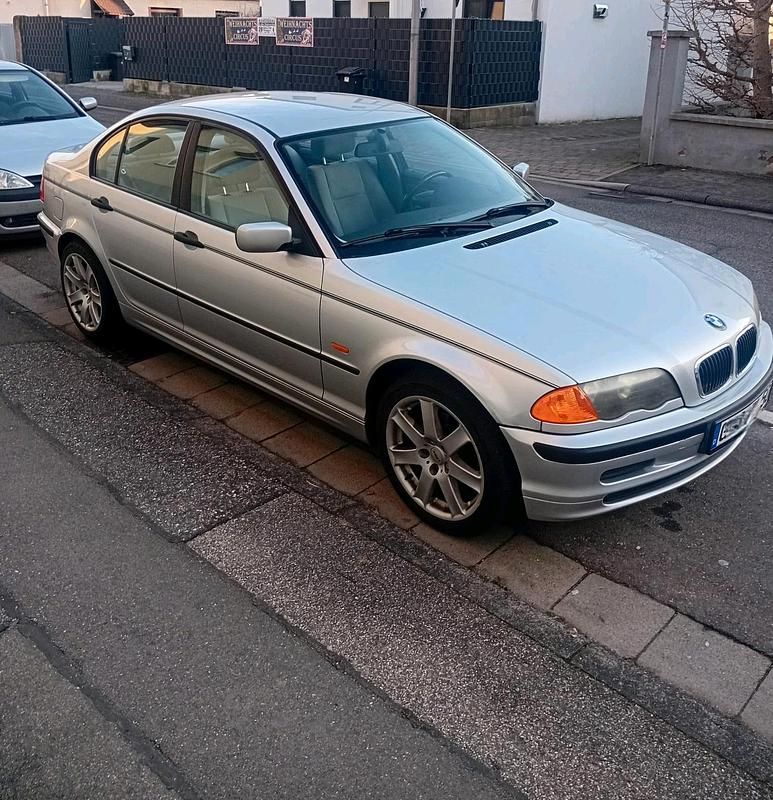 Gebraucht BMW 316 102 PS (75 kW) 2000 Silber Limousine