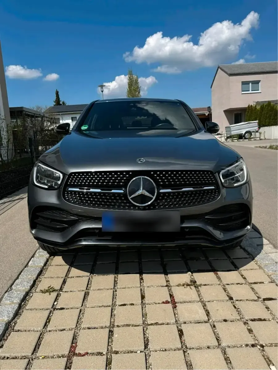 Gebraucht Mercedes GLC300 211 PS (155 kW) 2020 Grau SUV