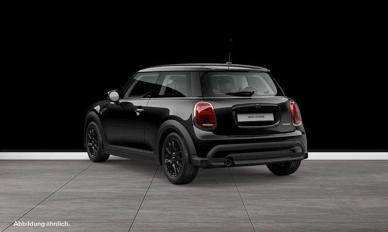 Gebraucht Mini Cooper 136 PS (100 kW) 2023 Schwarz Kleinwagen