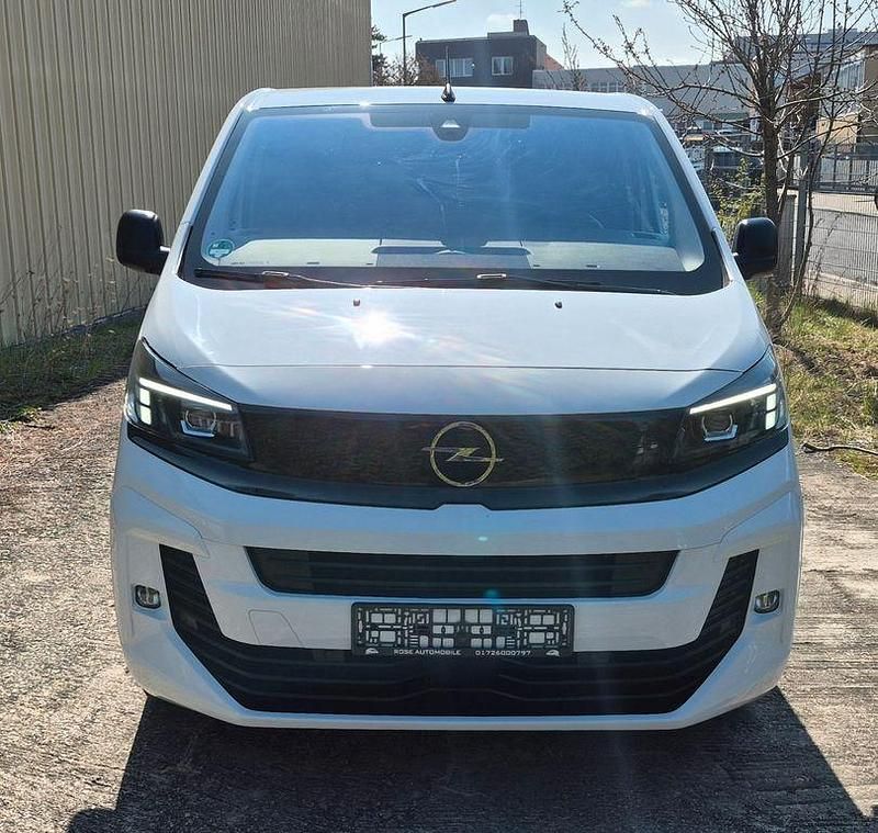 Gebraucht Opel Vivaro 144 PS (105 kW) 2024 Weiß Van / Kleinbus