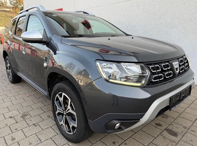 Gebraucht Dacia Duster Prestige 114 PS (83 kW) 2019 Grau SUV