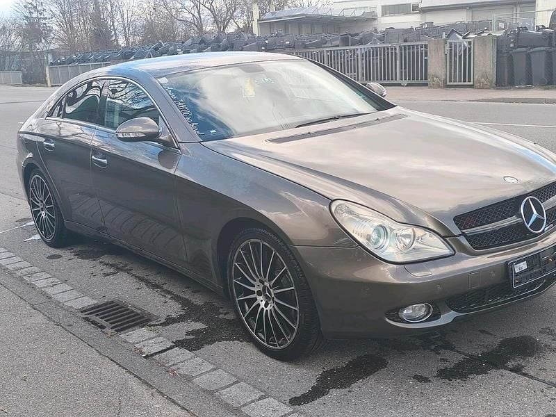 Gebraucht Mercedes CLS320 224 PS (164 kW) 2007 Silber Limousine