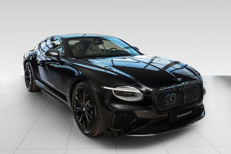 Neu Bentley Continental 680 PS (500 kW) 2026 Schwarz