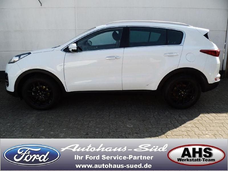 Weiß Gebraucht 2016 Kia Sportage Spirit SUV | 14.490 € (Fairer Preis) - Bild 1/4
