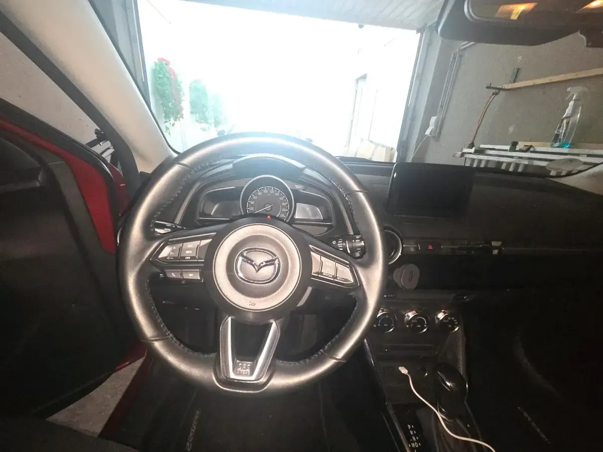 Usata Mazda 2 90 CV (66 kW) 2018 Rosso Berlina