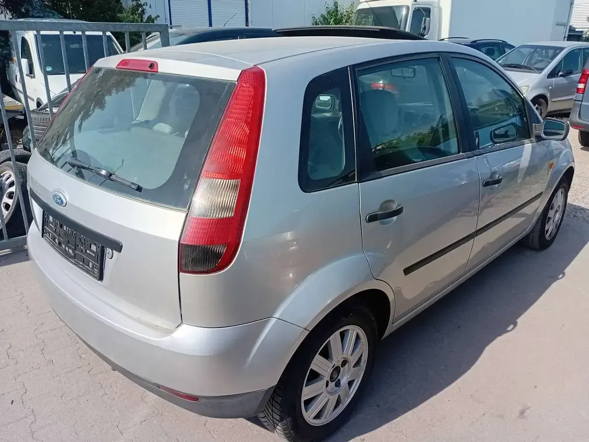 Gebraucht Ford Fiesta 80 PS (58 kW) 2002 Bronze Kleinwagen
