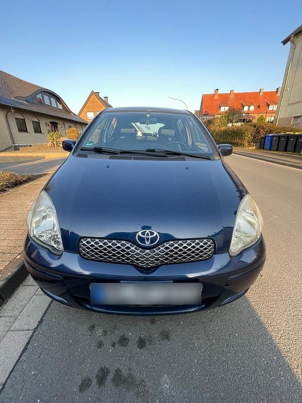 Gebraucht Toyota Yaris 65 PS (47 kW) 2005 Blau Kleinwagen