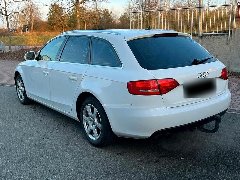 Gebraucht Audi A4 160 PS (117 kW) 2008 Weiß Kombi