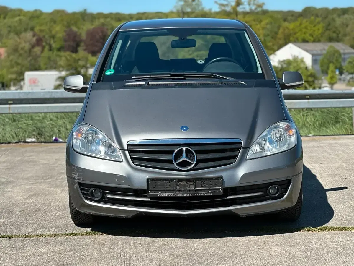 Gebraucht Mercedes A160 95 PS (69 kW) 2009 Grau Limousine