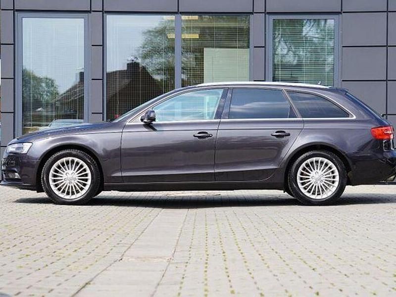 Gebraucht Audi A4 Ambiente 170 PS (125 kW) 2015 Andere Kombi