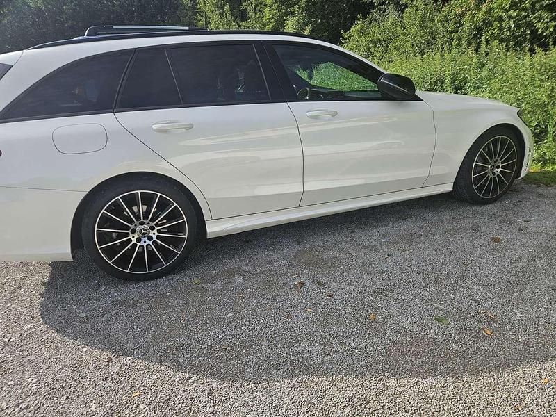 Gebraucht Mercedes C300 AMG line 258 PS (189 kW) 2019 Weiß Kombi