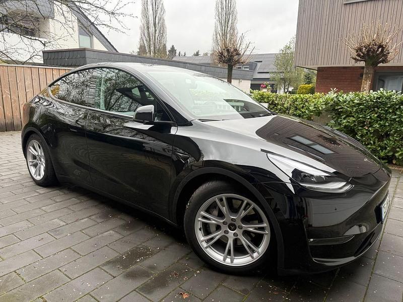 Gebraucht Tesla Model Y 378 kW (514 PS) 2023 Schwarz SUV