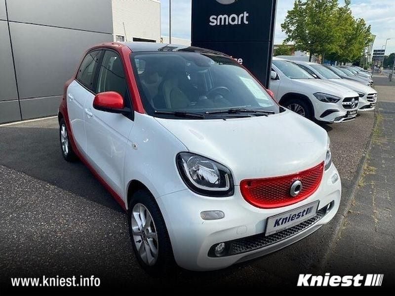 Gebraucht Smart ForFour Passion 90 PS (66 kW) 2019 Weiß Kleinwagen