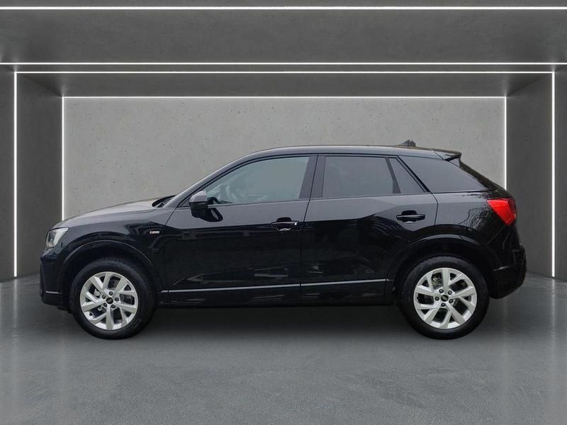 Gebraucht Audi Q2 S-Line 150 PS (110 kW) 2025 Schwarz SUV